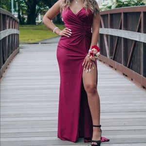 Prom dress- Portia & Scarlett Hugo Gown- size 4- burgundy